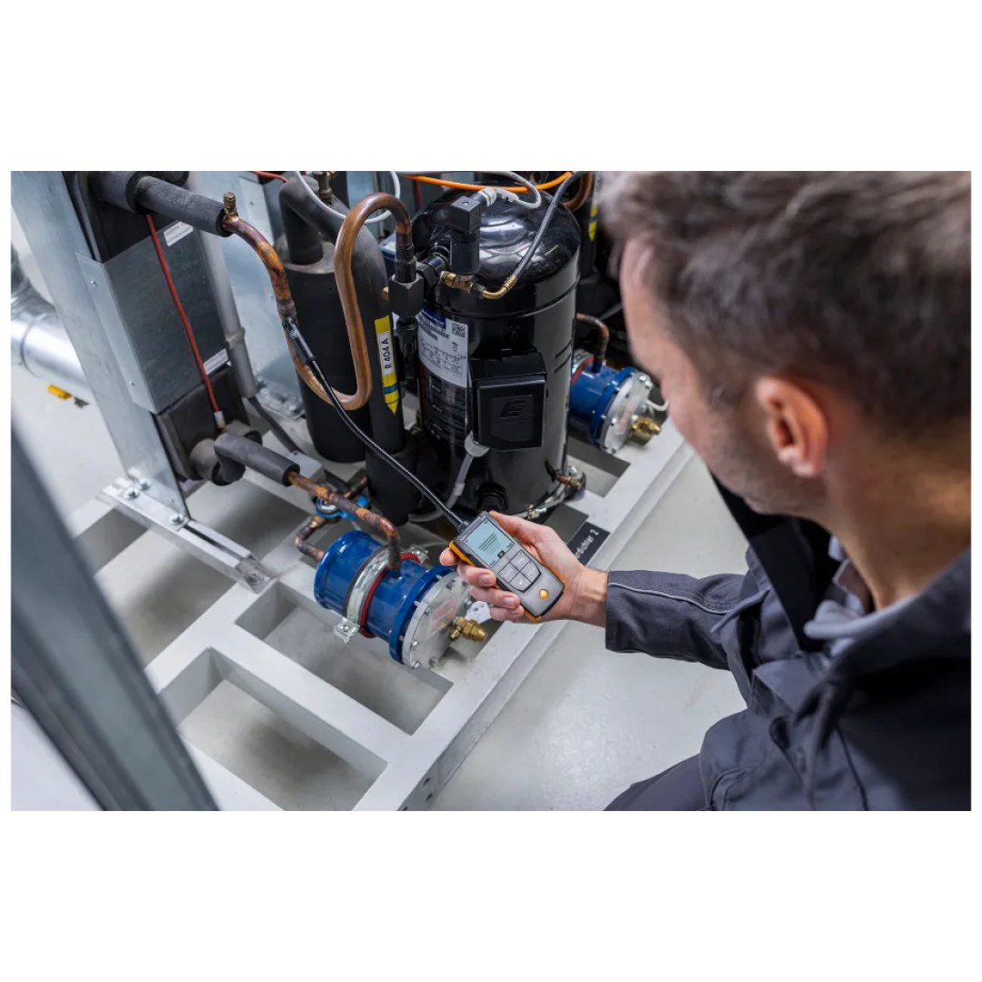 imgi_27_testo-514-application-refrigeration-leak-detection-2-1800x1200.png